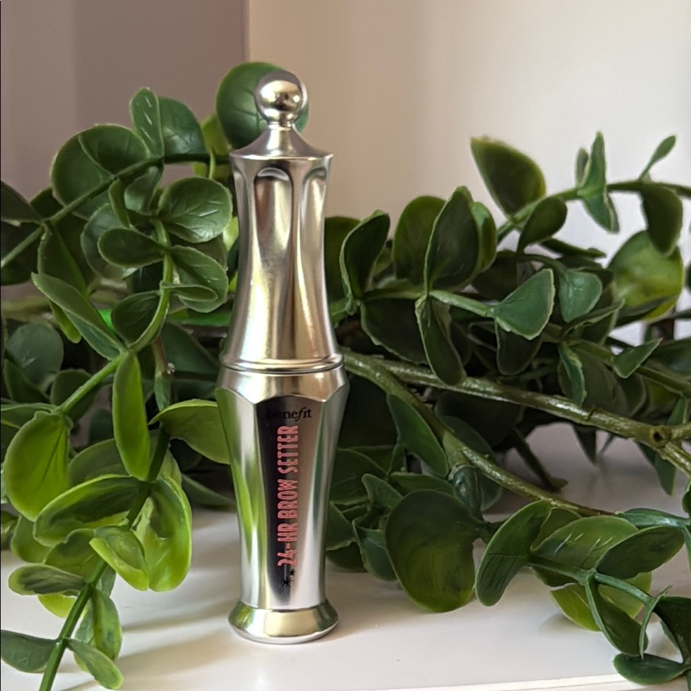 Benefit Silver Brow Setter